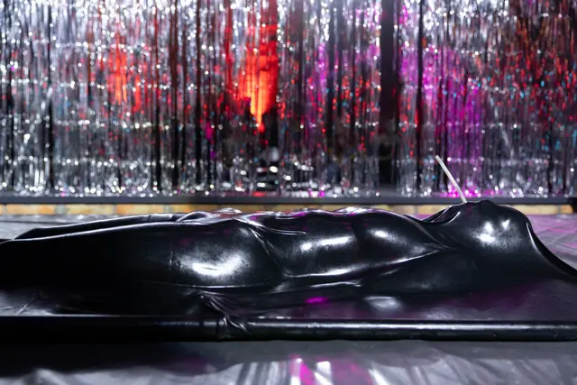 Disco Glam — 19